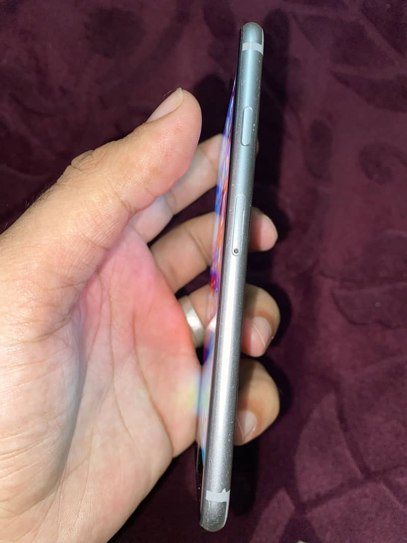 Apple iPhone 6 4