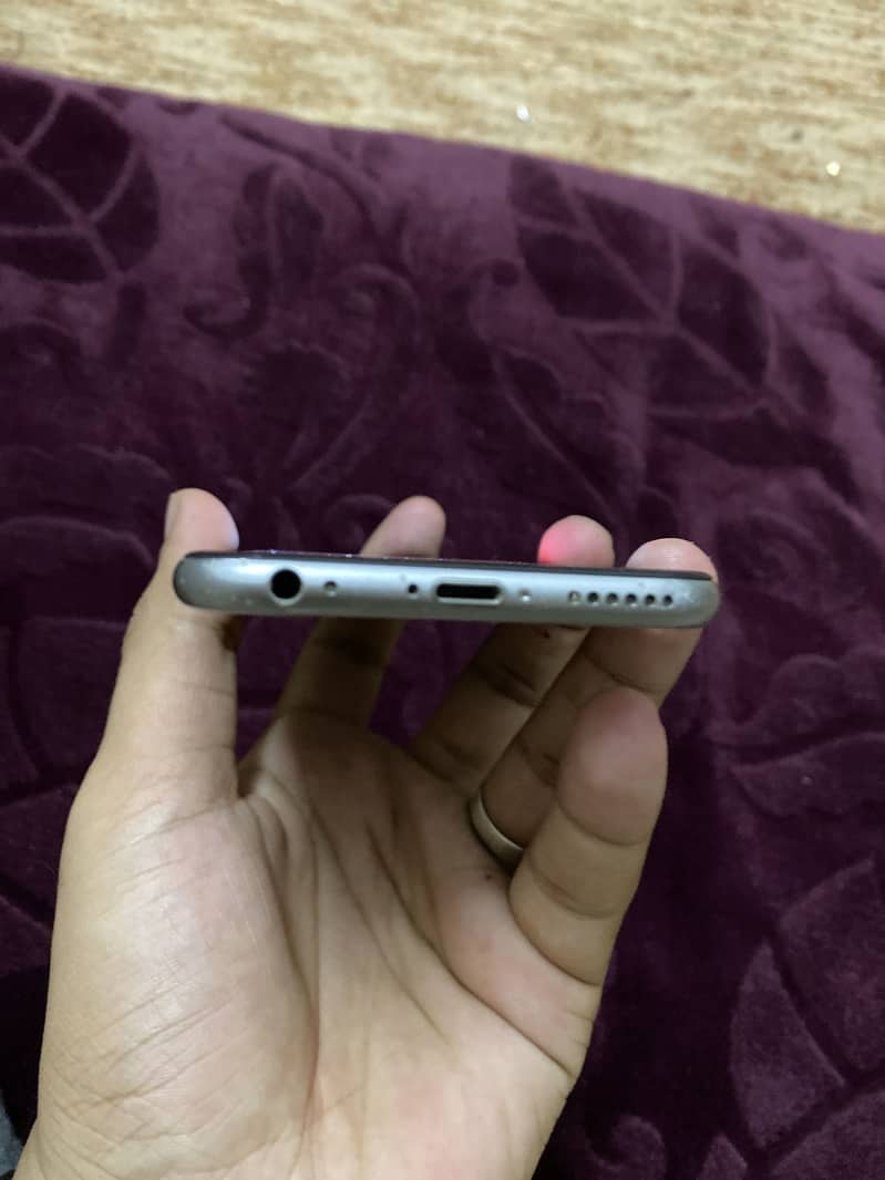 Apple iPhone 6 6