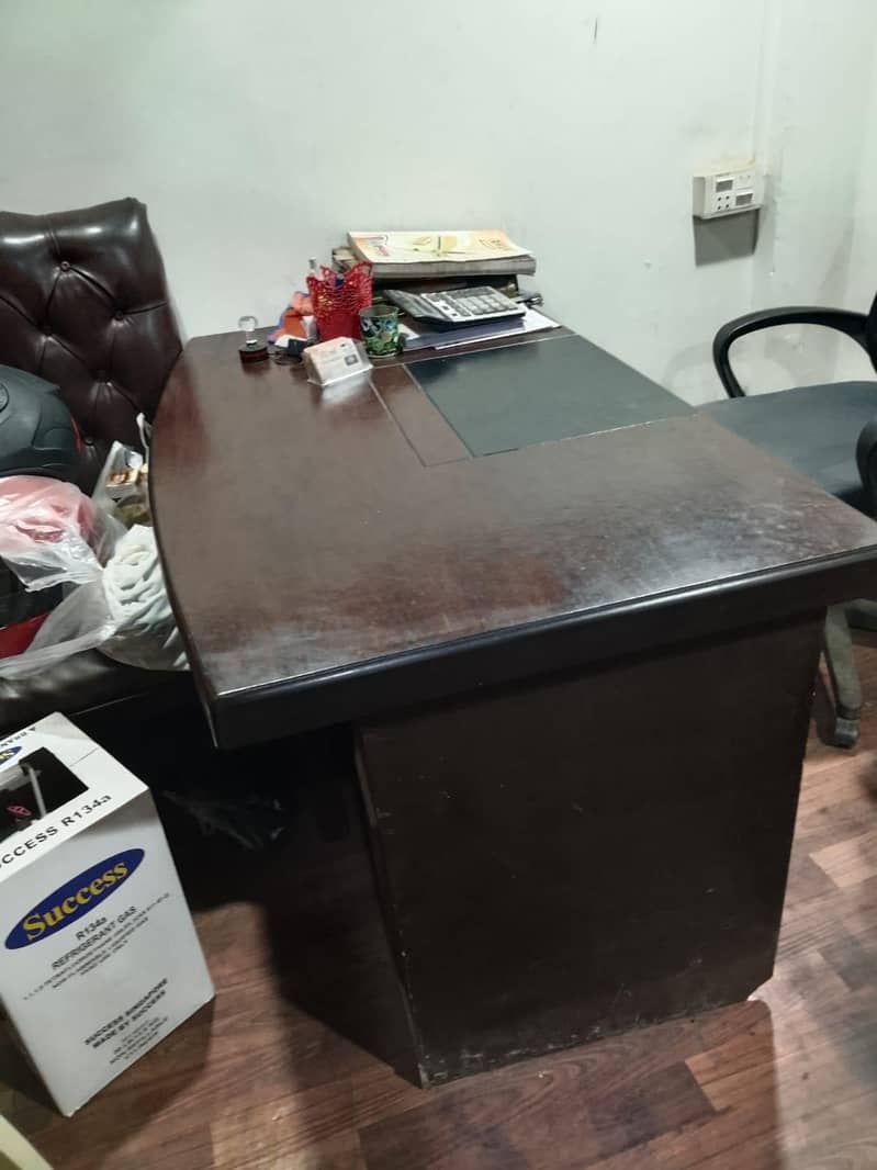 office table 0