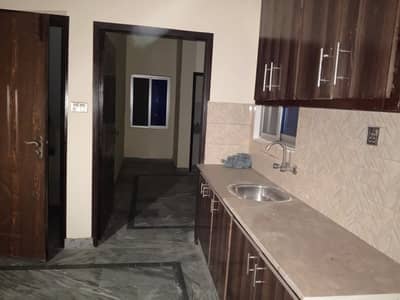 5 Marla lower portion awialable Alhamd park phase 1