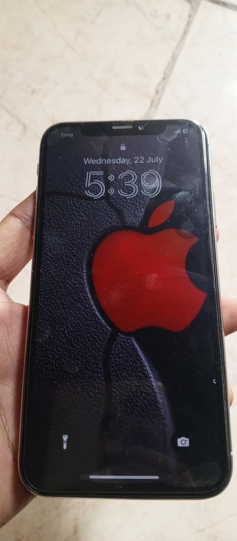 Apple iPhone X 3