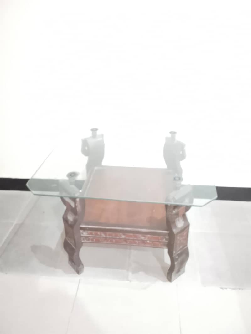 glass table 0