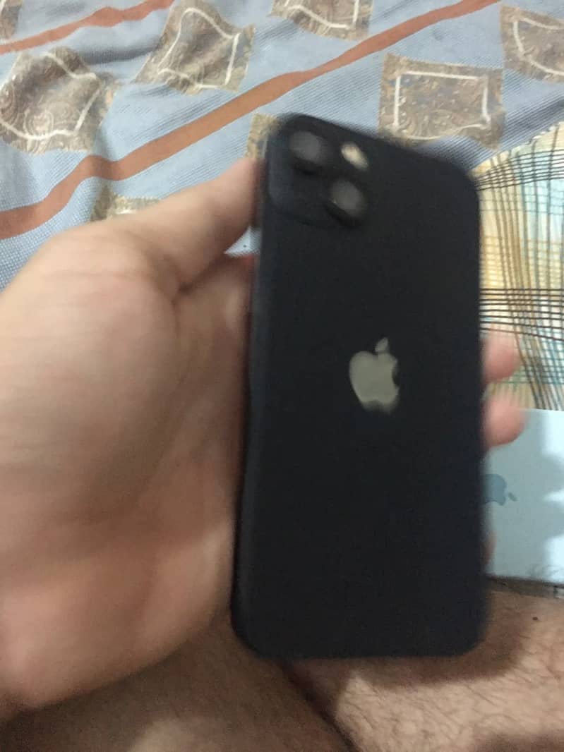 iPhone 13 6