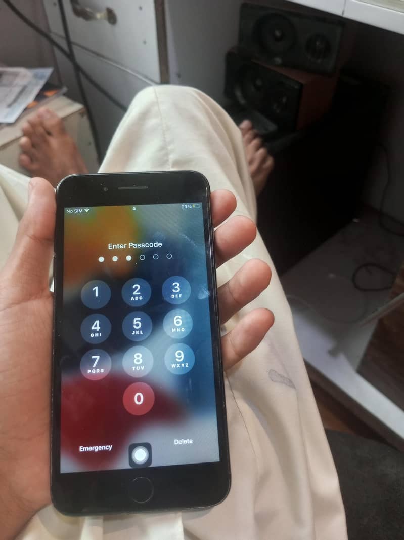 Apple iPhone 7 Plus 2