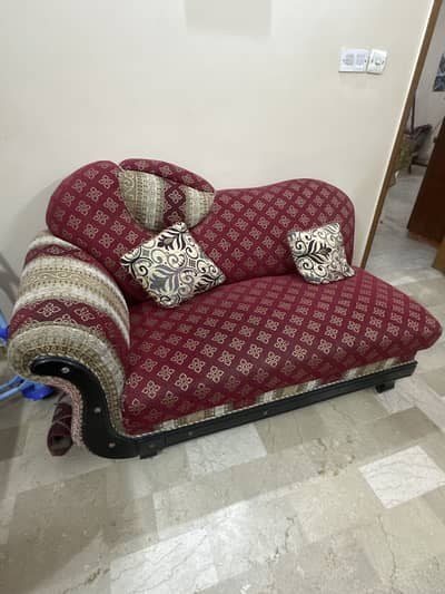 7 seater Sofa set,100 % okh