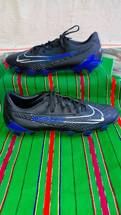 football shoes Nike phantom, airzom Adidas X puma ultra boost original