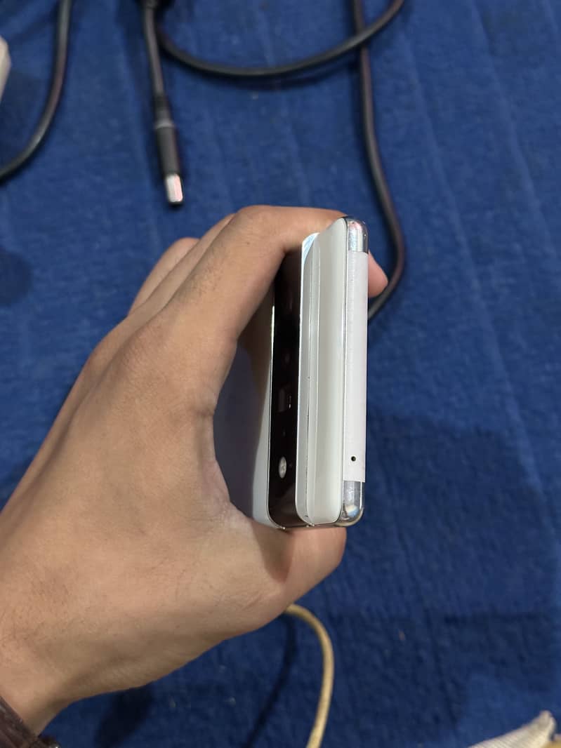 Goggle pixel 6 pro 3