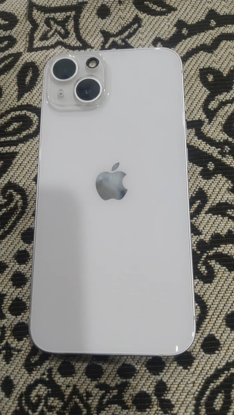 Apple iPhone 13 8