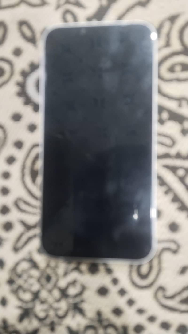 Apple iPhone 13 9