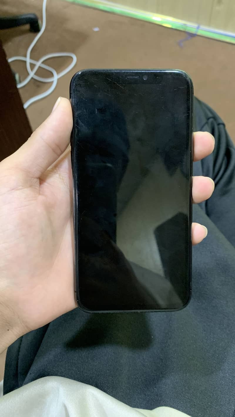 Apple iPhone 11 Pro 0