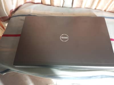Dell laptop Precision 6800, 17inch, 128gbM. 2, 750gb hdd, 4gb nvidia