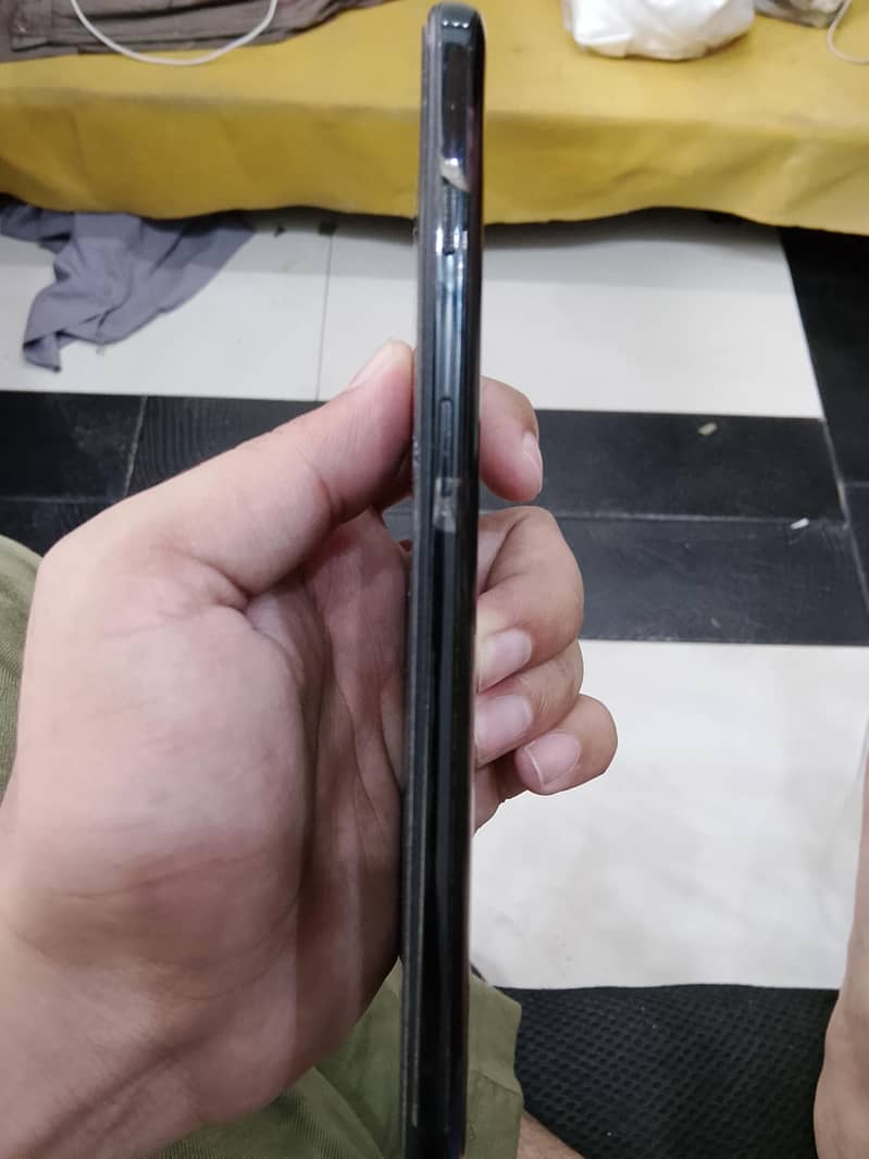 One Plus 6T 2