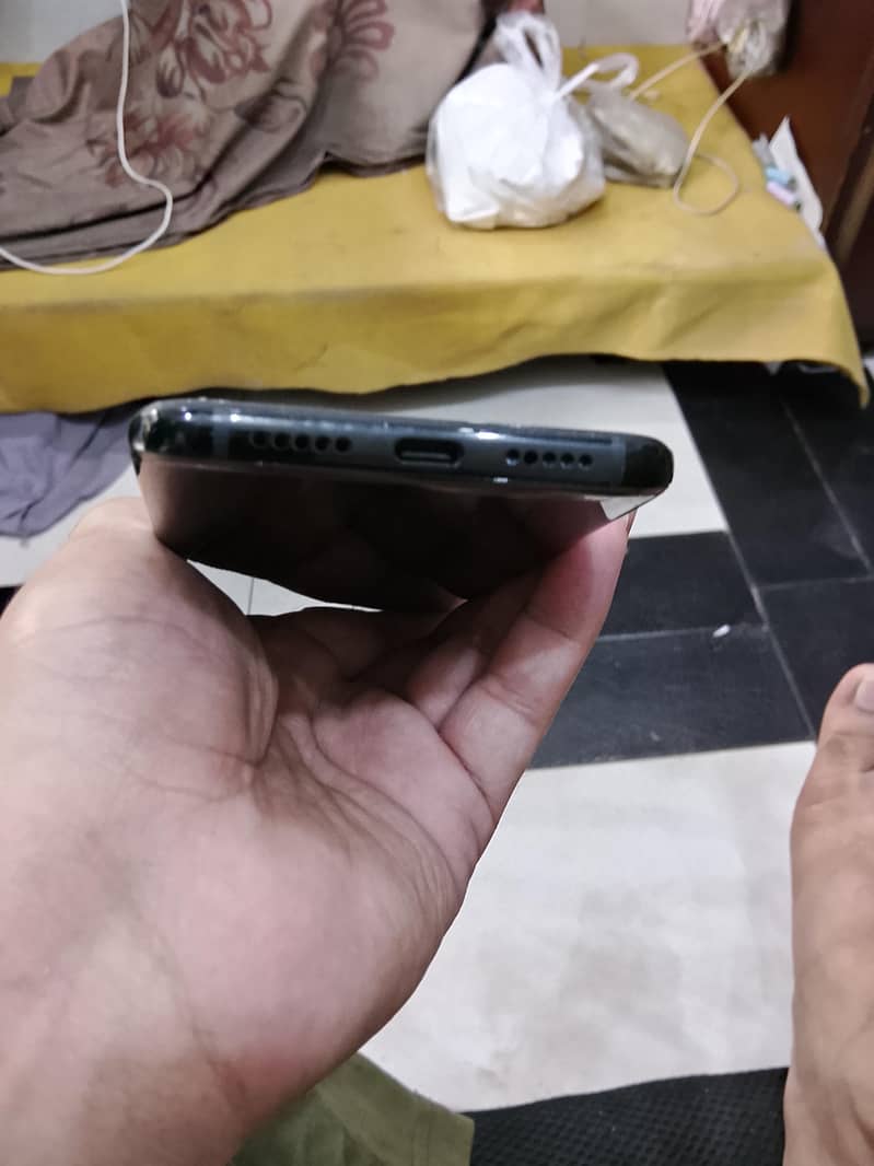 One Plus 6T 3