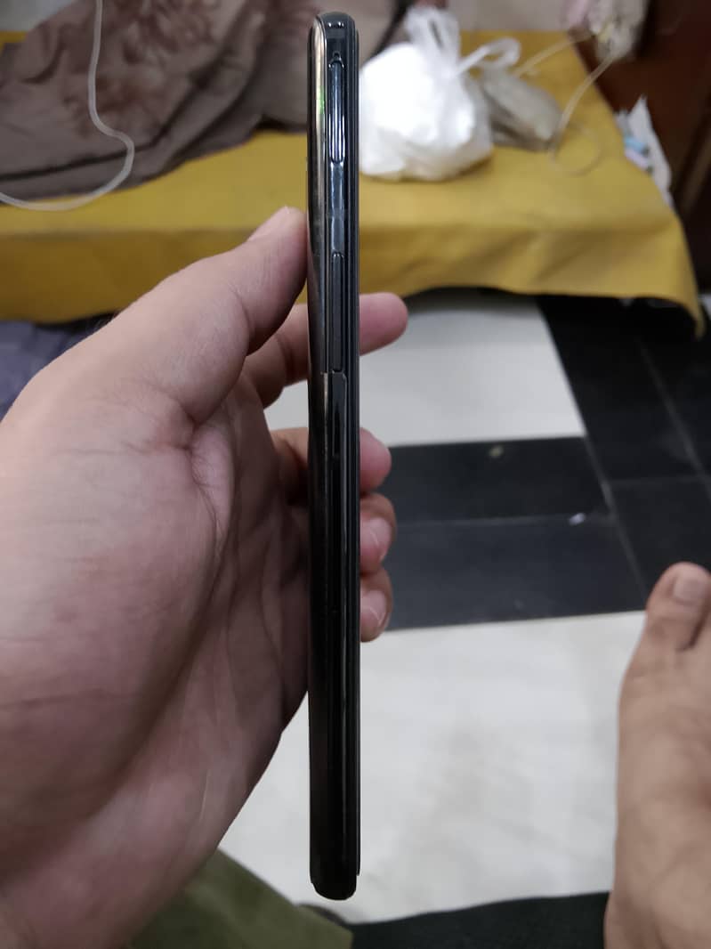 One Plus 6T 4