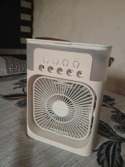Mini cooling fan