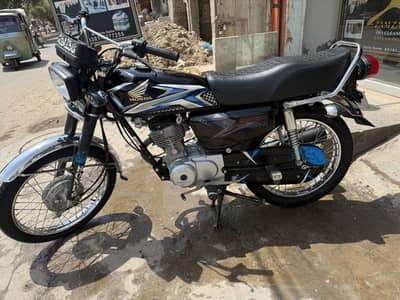 Honda 125 25 model for sale 03174922661