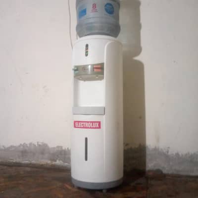 water dispenser
