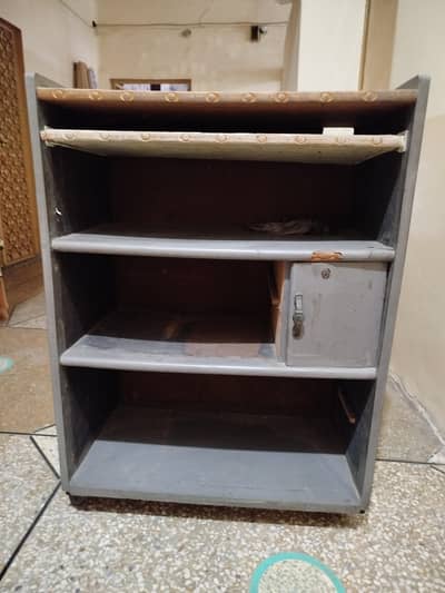 Books storage racks