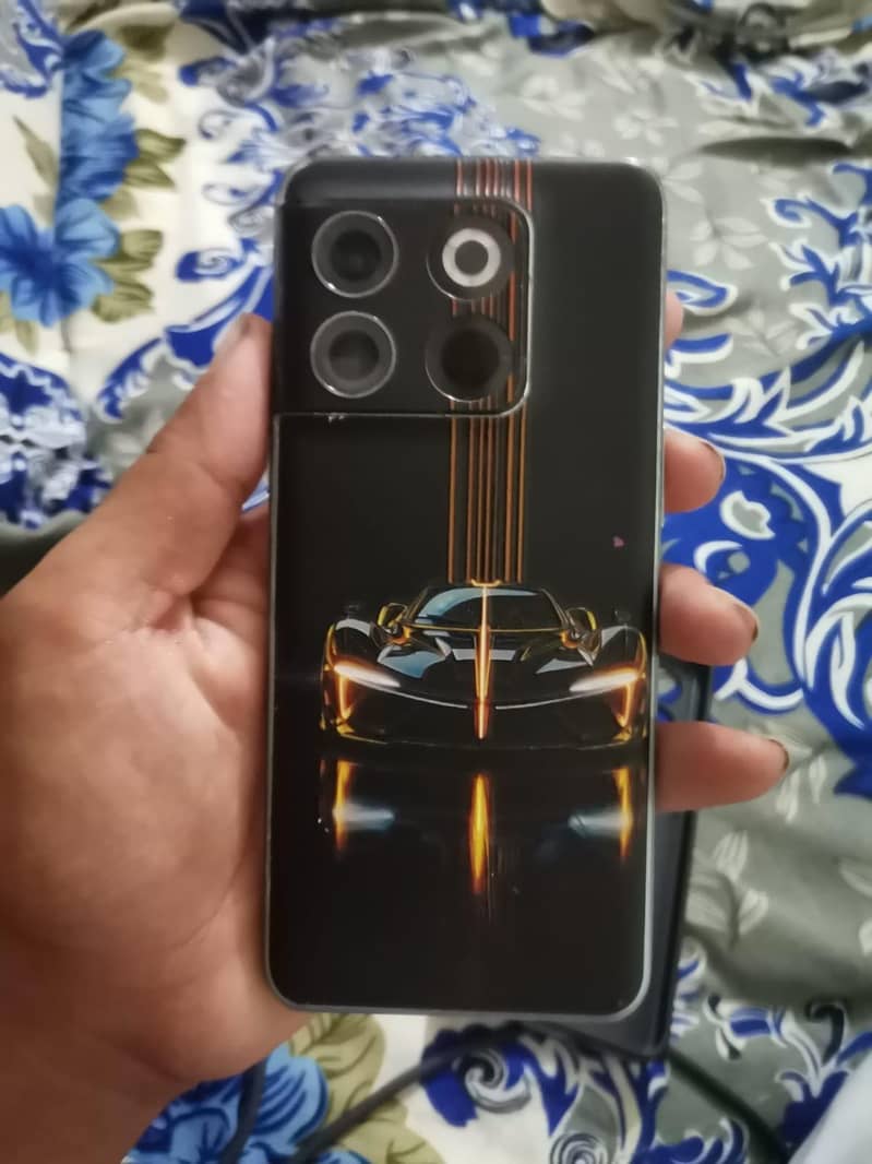 One Plus 10T 1