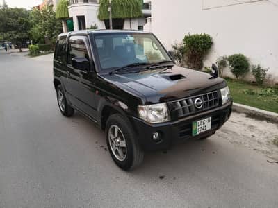 Nissan Kix 2011 FULL OPTIONS BUMPER TO BUMPER ORIGINAL