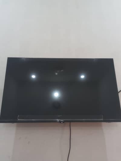 TCL 32-inch android LED TV with remote