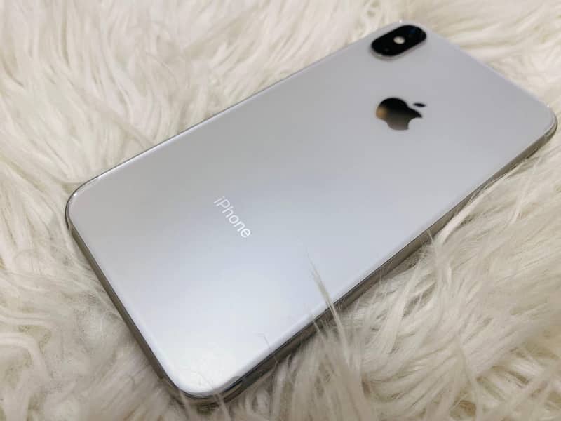 Apple iPhone X 1
