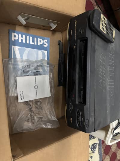 Philips Turbo Drive VHS VCR (VR497/55) – Fully Working with Remote &
