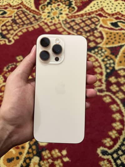 Apple iPhone 16 Pro Max