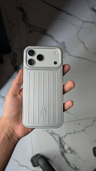 Apple iPhone 17 Pro Max Non Pta Factory Unlock