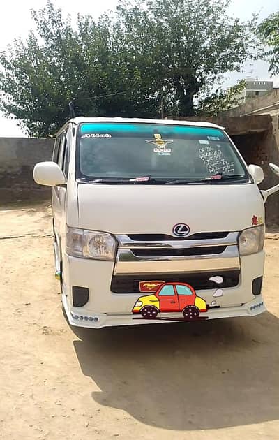 Toyota baxa 200