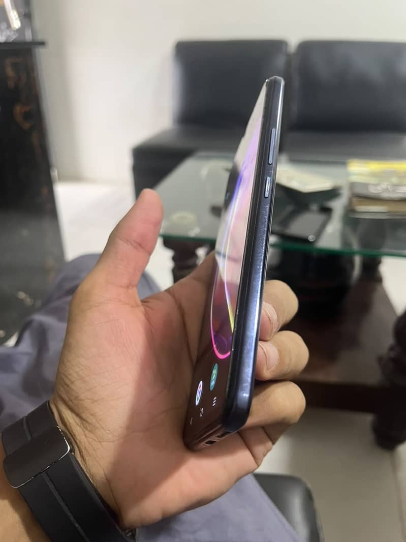 Vivo V21 2
