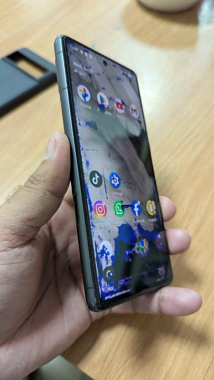 Google Pixel 7 4
