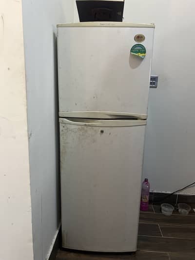 FRIDGE