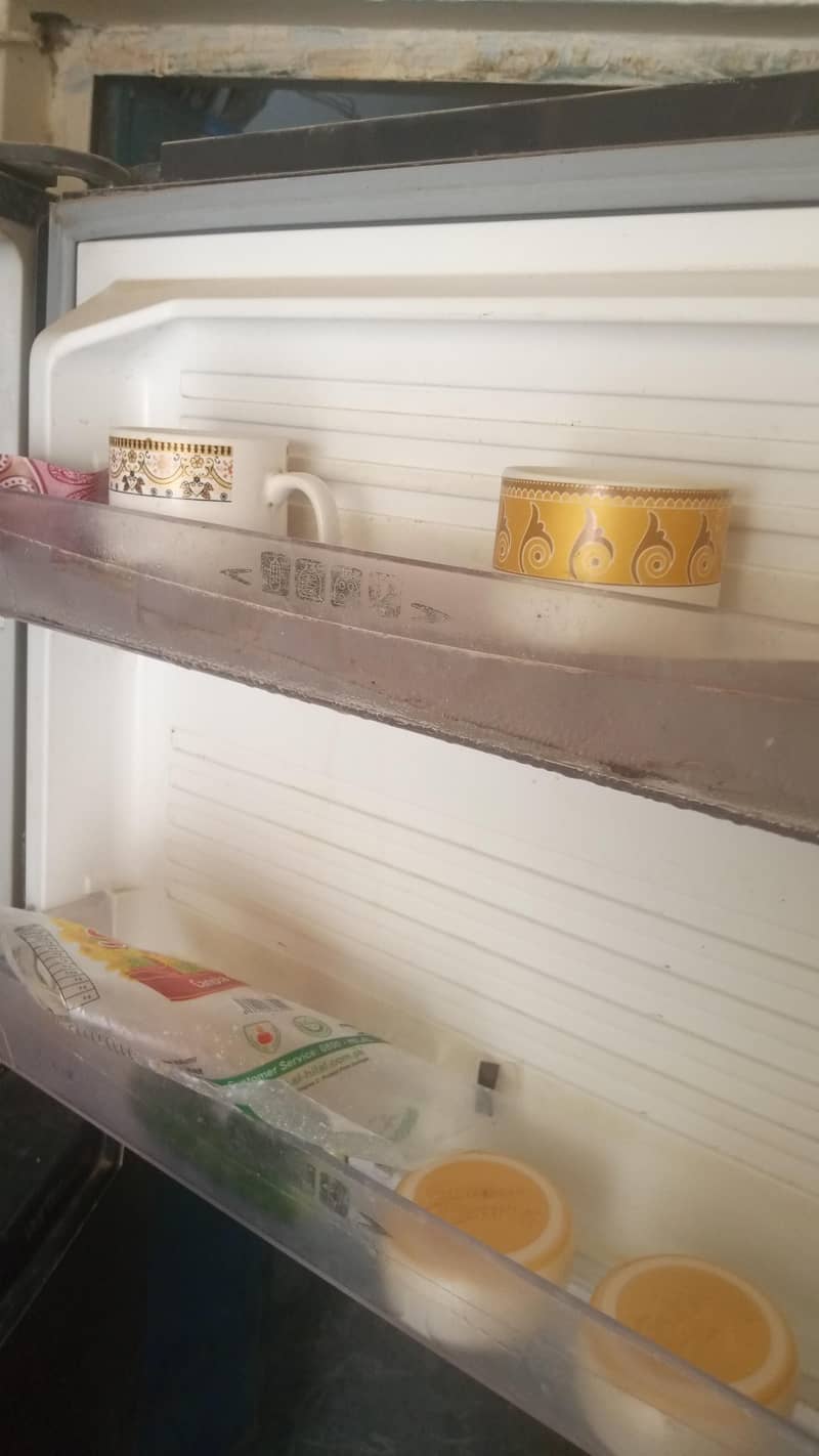 refrigerator 4