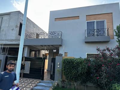 10 MARLA ELEGANT AND FULLY MAINTAINED BUNGALOW IS AVAILABLE IN THE BEST BLOCK OF DHA LAHORE.