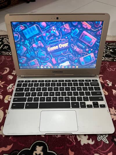 Samsung Chromebook Built-in Playstore Good Condition With Charger