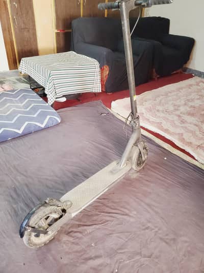 electric scooty Xiaomi
