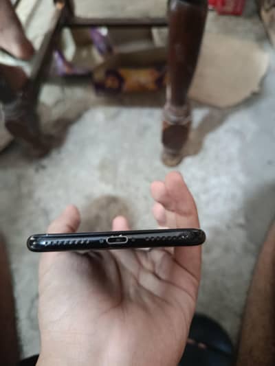 Apple iPhone 7 Plus 128 gb non pta service pa buttery
