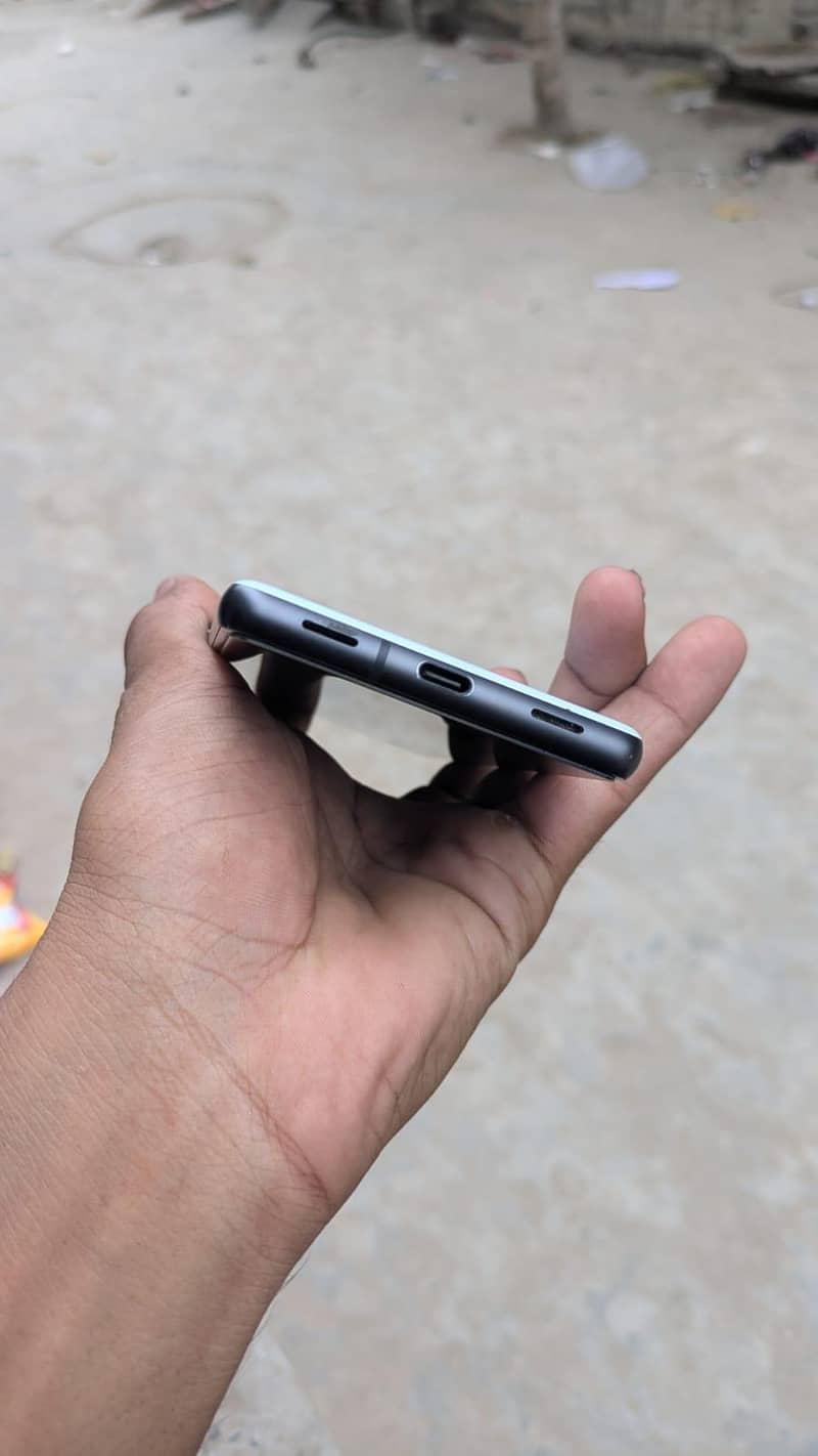 Google Pixel 7a 1