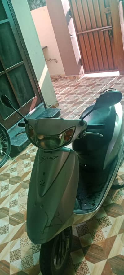 Honda 49cc Scooty