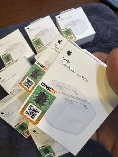 Apple 20w charger 100/% Original