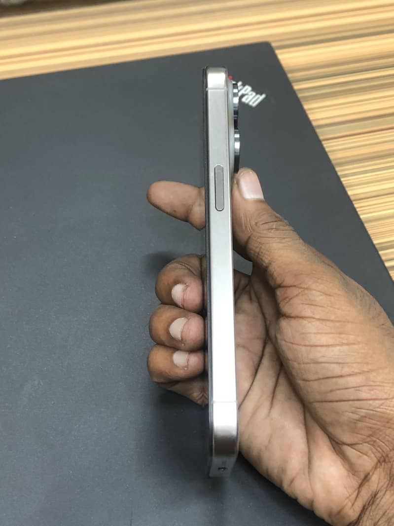 Iphone 15 pro 5
