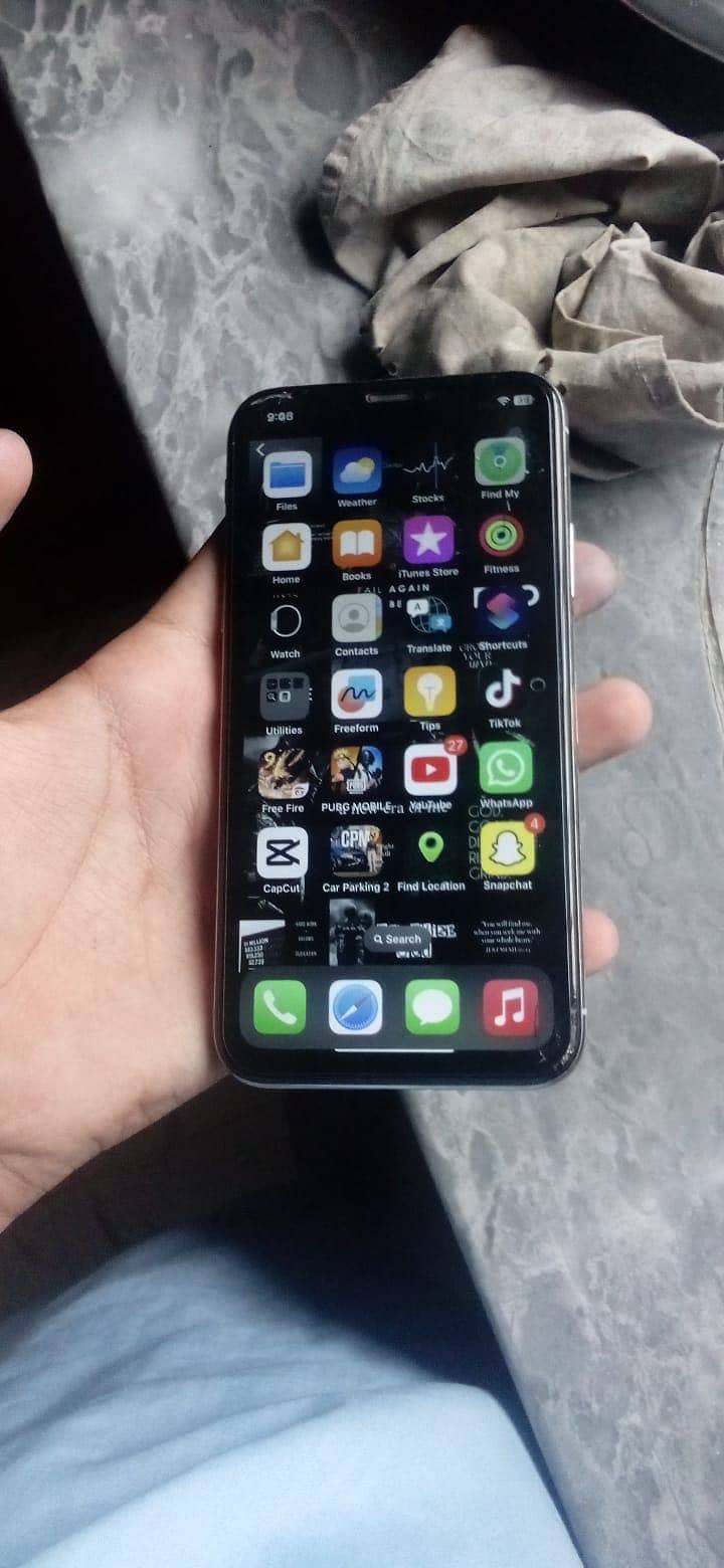 Apple iPhone X 0