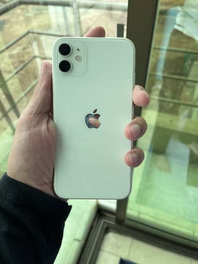 Apple iPhone 11