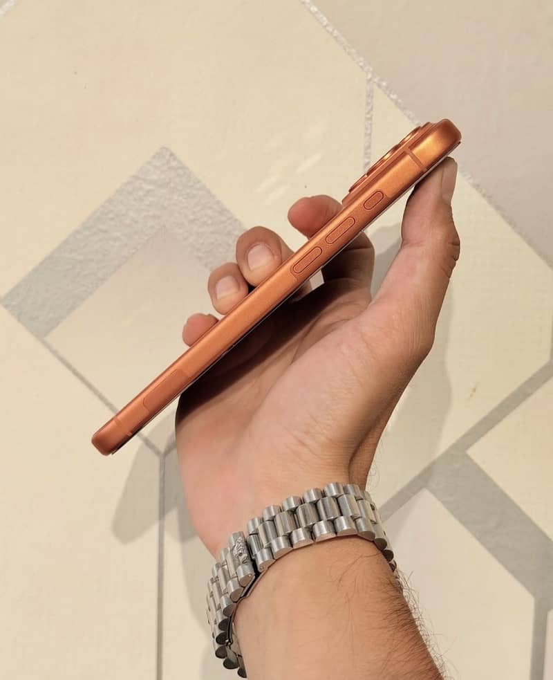 Iphone 17 pro max 1