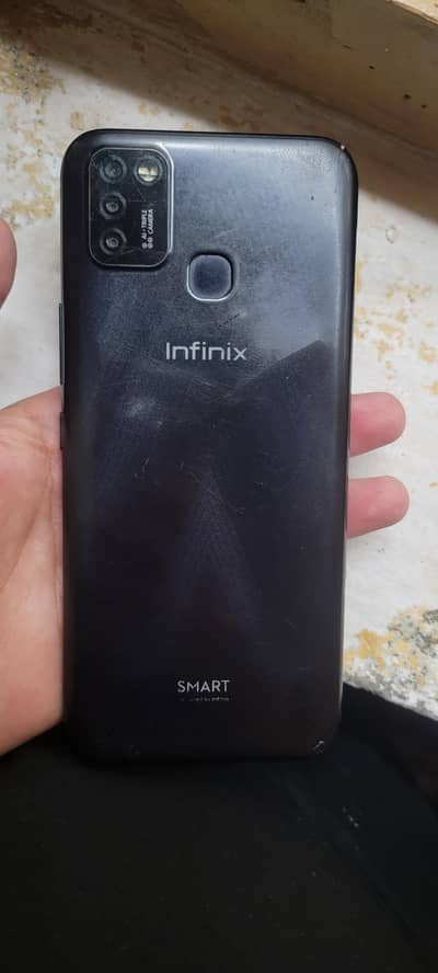 infinix smart 6 . Ram 2. rom. 32  best battry Al ok