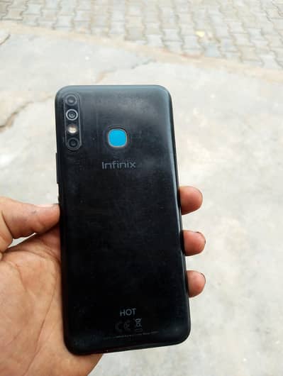 Infinix hot 8 4/64
