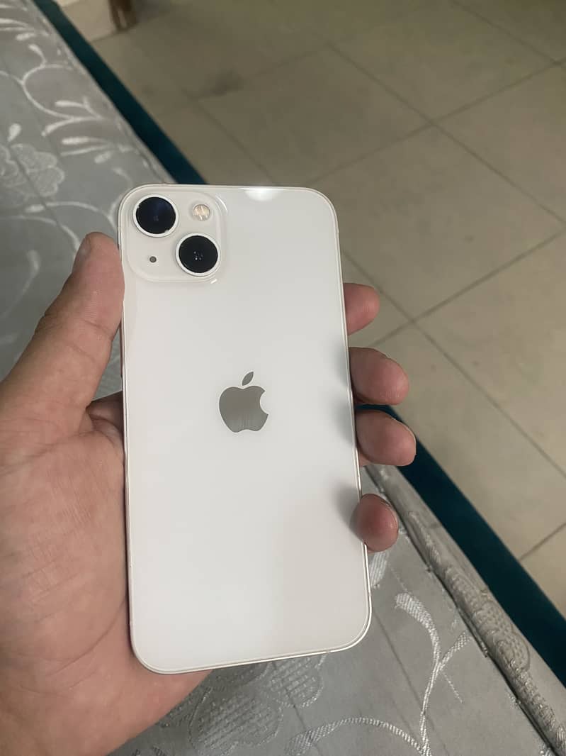 Apple iPhone 13 2