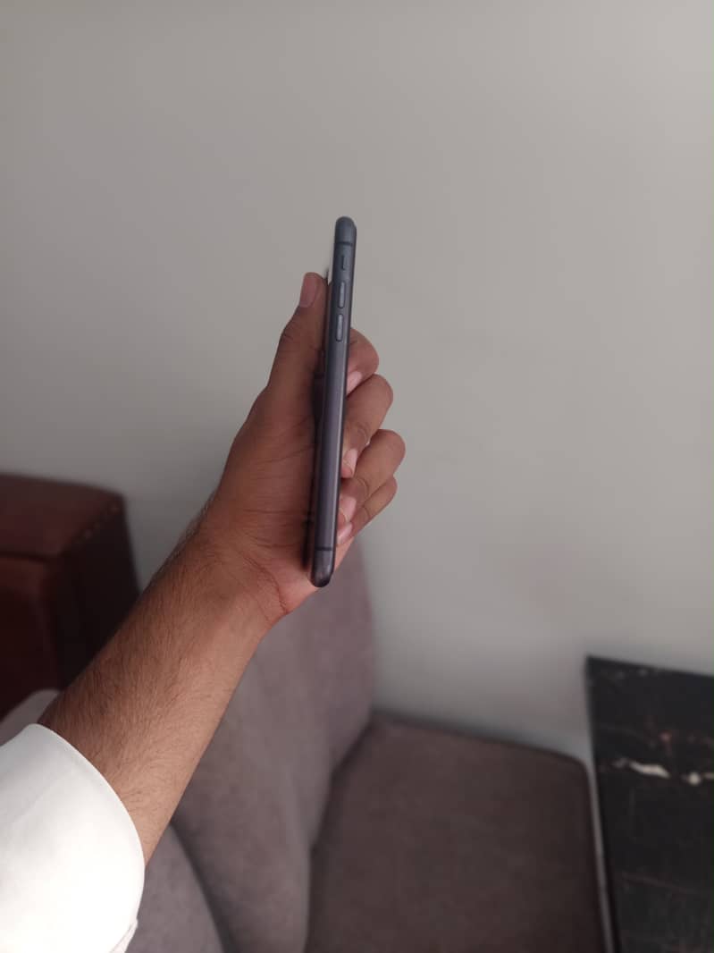 iPhone 11 1