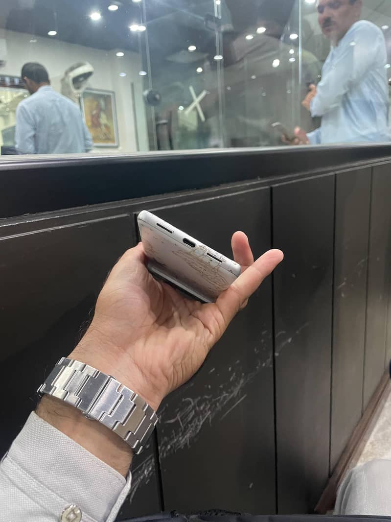 Google Pixel 7 3